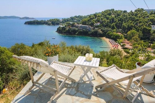 Villa Electra - full luxury, pool, best views on the island, 5mins walk to beach