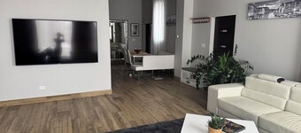 Cozy apartment with all needed in a vibrant area close to cafes and attractions!