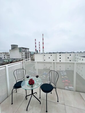 Apartamento Confort, balcón, vistas a la ciudad | Vistas desde la habitación