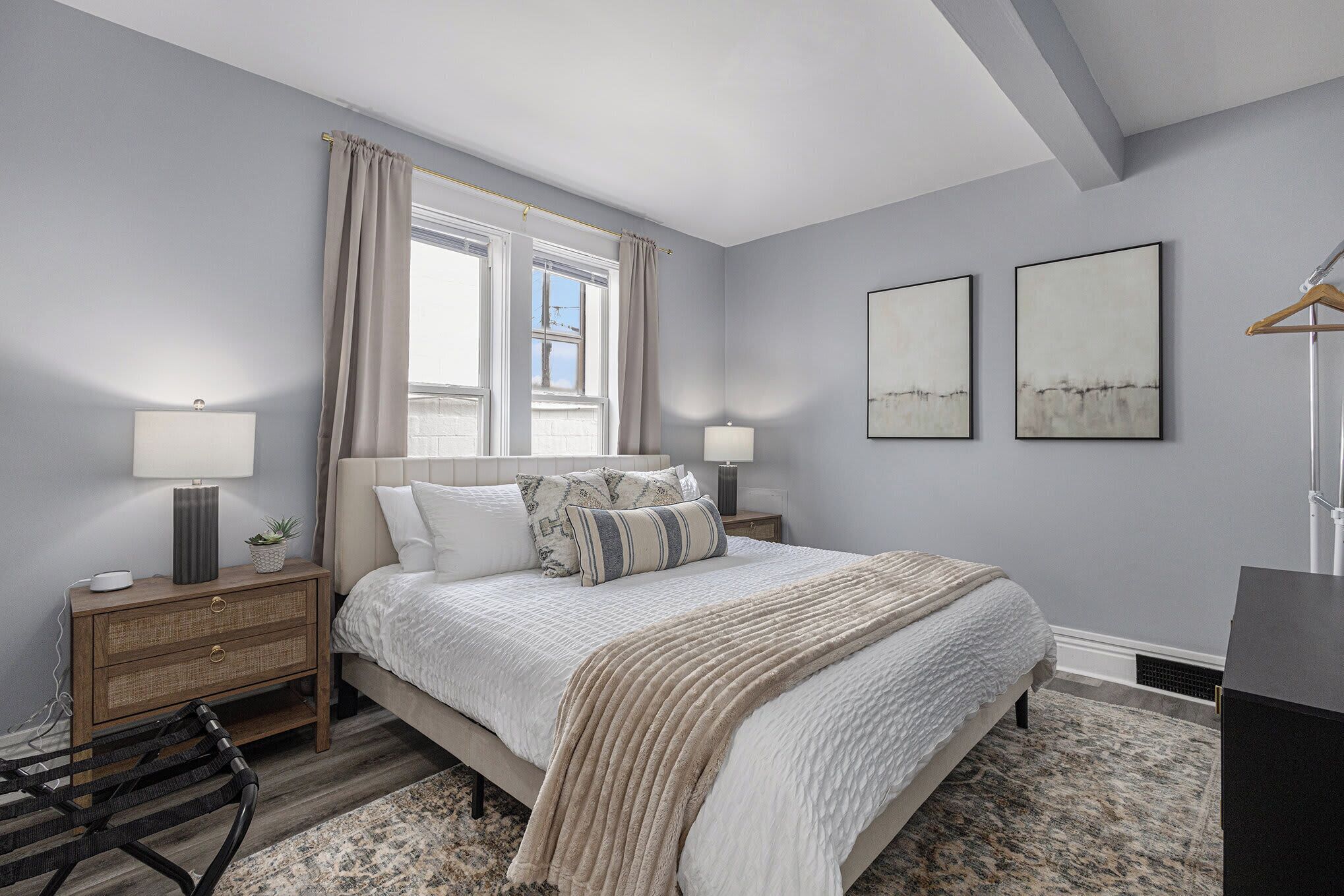 1 多间卧室、熨斗/熨衣板、WiFi、床单