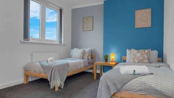 2 bedrooms, iron/ironing board, free WiFi, bed sheets