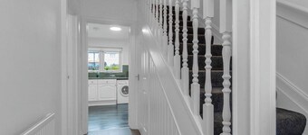 Vacant Nests  | The Grampian | Free Wifi