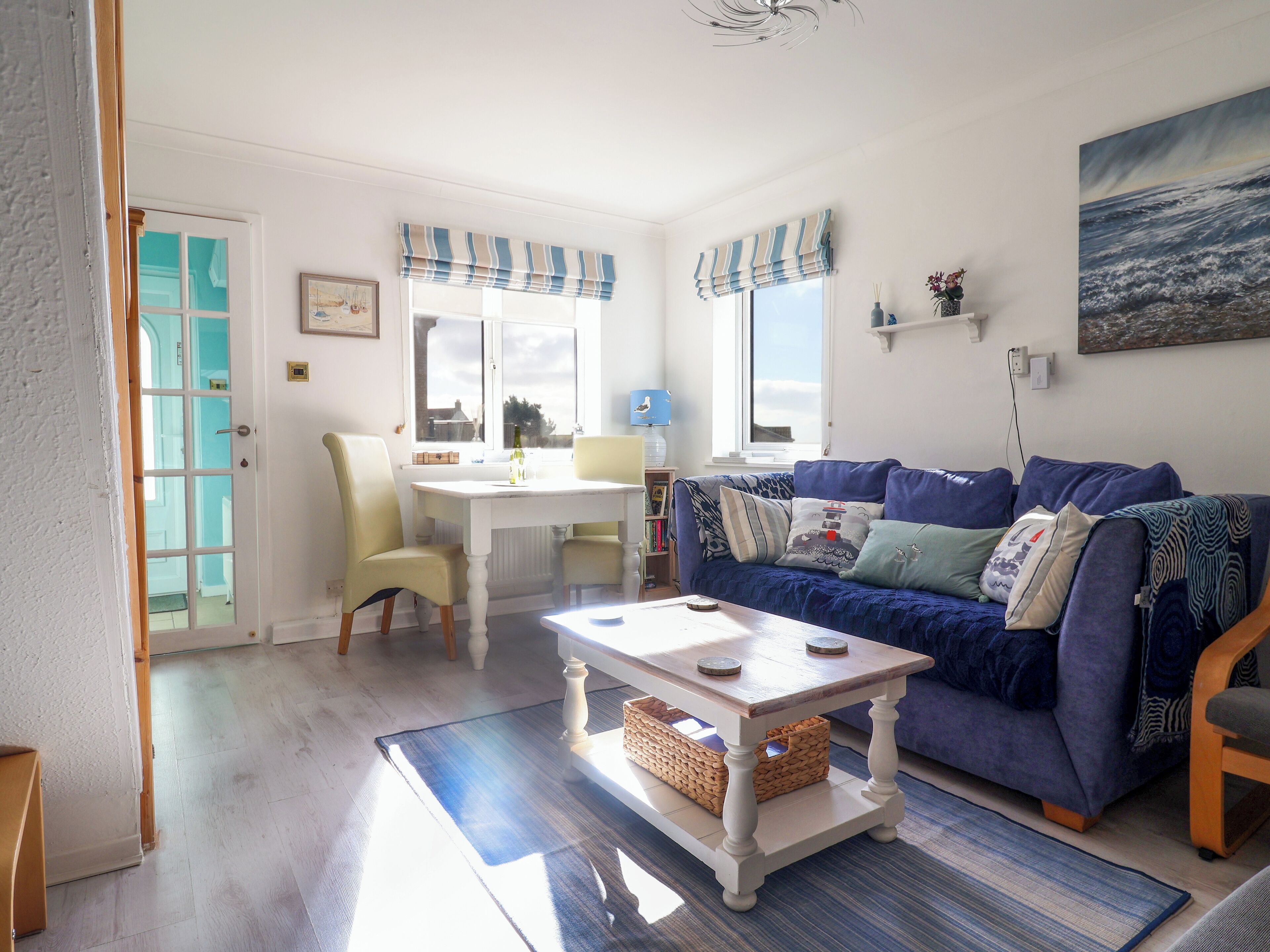 Seahills, Pet Friendly, Country Holiday Cottage In Lyme Regis - Lyme Regis