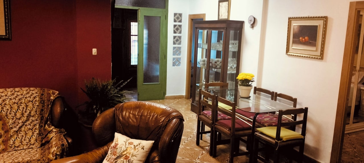 The Almazán. Quiet House With Interior Courtyard, Close To The Center And Routes. - Buñol