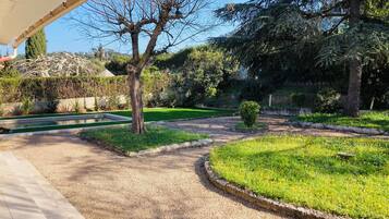 Enceinte de lâhĂ©bergement