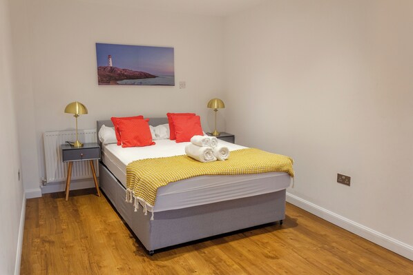 2 bedrooms, iron/ironing board, travel cot, WiFi