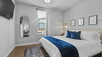 1 bedroom, desk, iron/ironing board, free WiFi