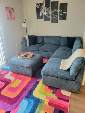 Smart TV, offices, printers