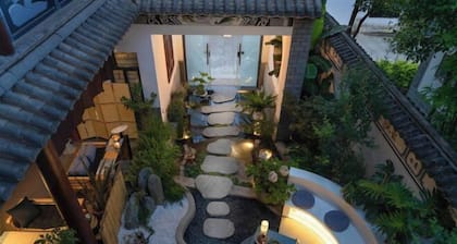 Dali Ancient City Shishi Anshe Vacation Apartment