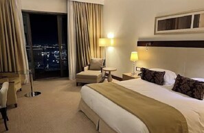 Habitación estándar doble, vistas al jardín | Caja fuerte y wifi gratis