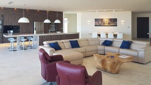 Living area - Villa's Andaluz Getaway (AN)