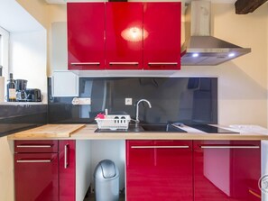 Refrigerador y microondas 