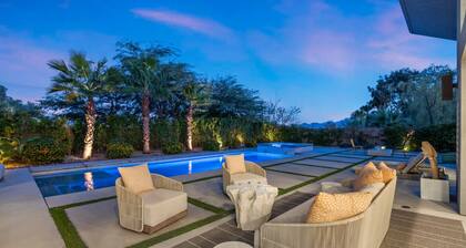 Model Perfect! Rancho Mirage, Luxe Design, 3900sf! Pool/Spa/Huge Yard