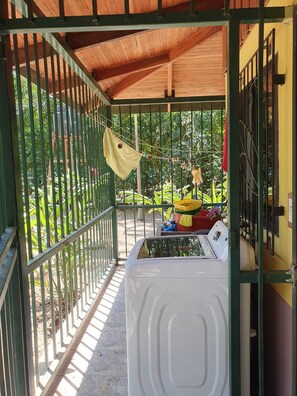 Property grounds - Small finca in Lepanto near Jicaral in the province of Puntarenas in Costa Rica (Lepanto)