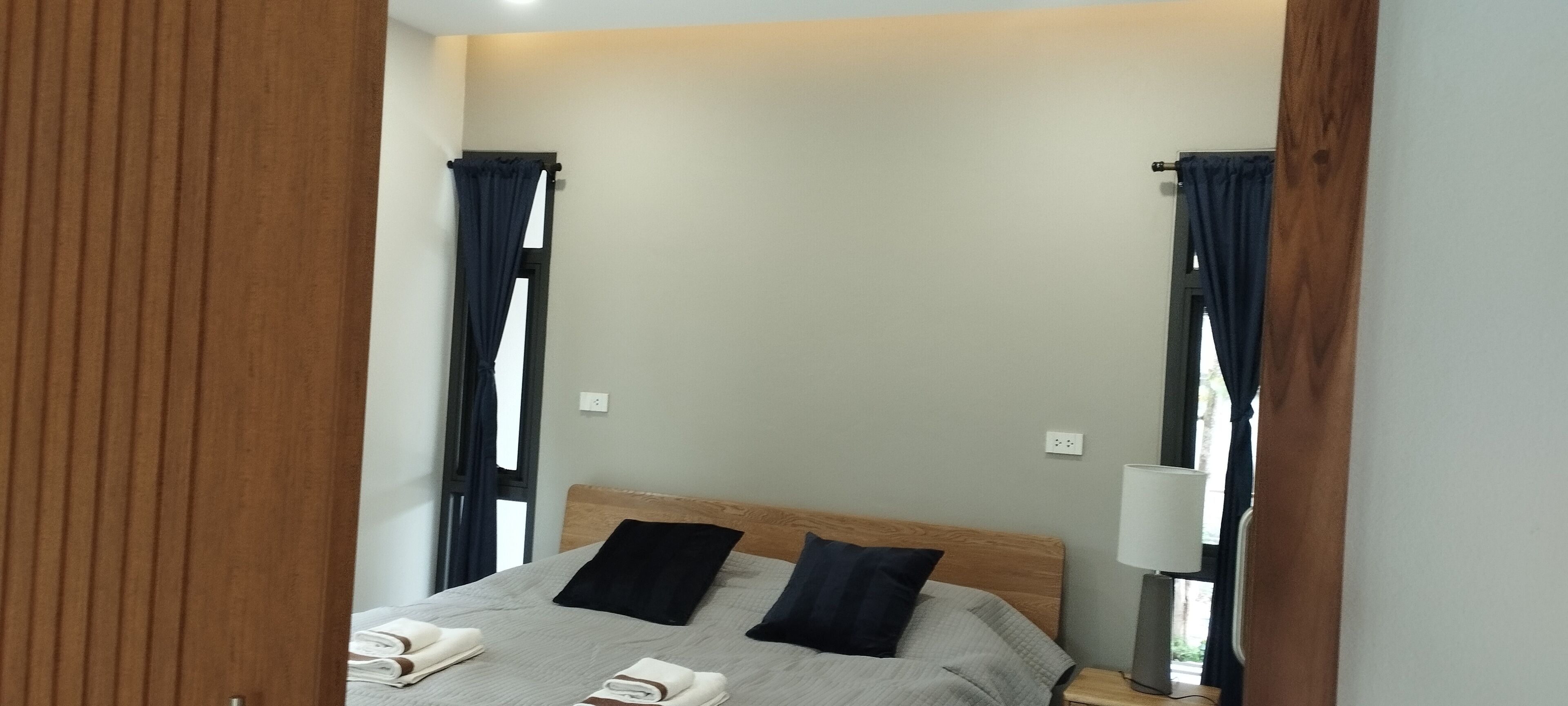 2 makuuhuonetta, silitysrauta/-lauta, Wi-Fi, vuodevaatteet