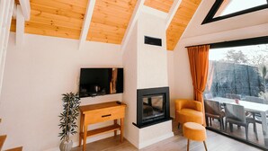 Superior Twin Room, Pool View | Living area - ARNE BUNGALOV (Sapanca)