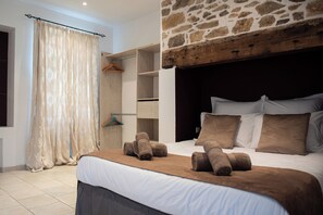 2 soverom, strykejern/-brett, wi-fi og sengetøy