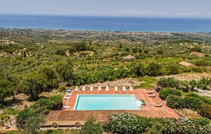 Pool - Stunning apartment in Collesano (PA) (Collesano (PA))