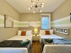 1 soverom, strykejern/-brett, wi-fi (inkludert) og sengetøy