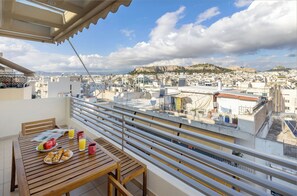 Terrace/patio - Urban Oasis with Acropolis Views by GHH (Kallithea)