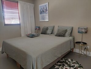 2 bedrooms, iron/ironing board, WiFi, bed sheets - Paradise for 2 pairs of friends (Paradera)