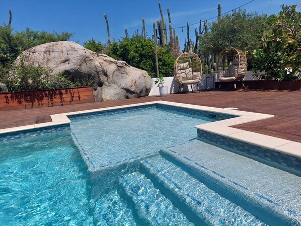 Pool - Paradise for 2 pairs of friends (Paradera)