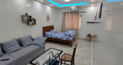 OUAKAM self-contained studio 10m from the monument