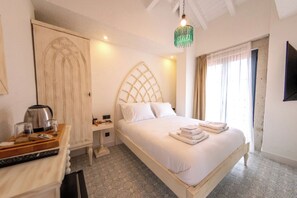 스탠다드룸 | 고급 침구, 미니바, 객실 내 금고, 암막 커튼