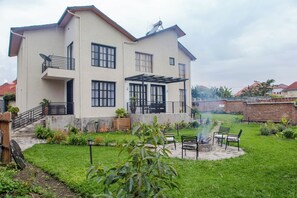 BBQ/picnic area - Kwetu Villas Musanze (Muhoza)