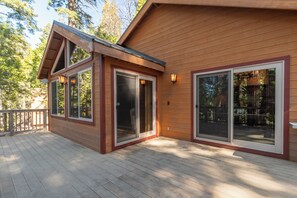 Exterior detail - Wilson's Roost- Snowshoe Springs Lake (Arnold)