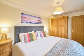 2 Schlafzimmer, Bügeleisen/Bügelbrett, Reisekinderbett, WLAN