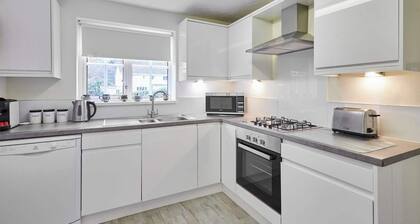 Host & Stay | Homewood