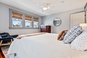 5 bedrooms, individually decorated, individually furnished, bed sheets - Sandpiper by the Sea For 9! (Ogunquit)