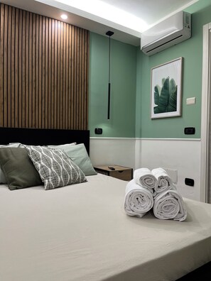 2 chambres, lit parapluie, Wi-Fi, draps fournis