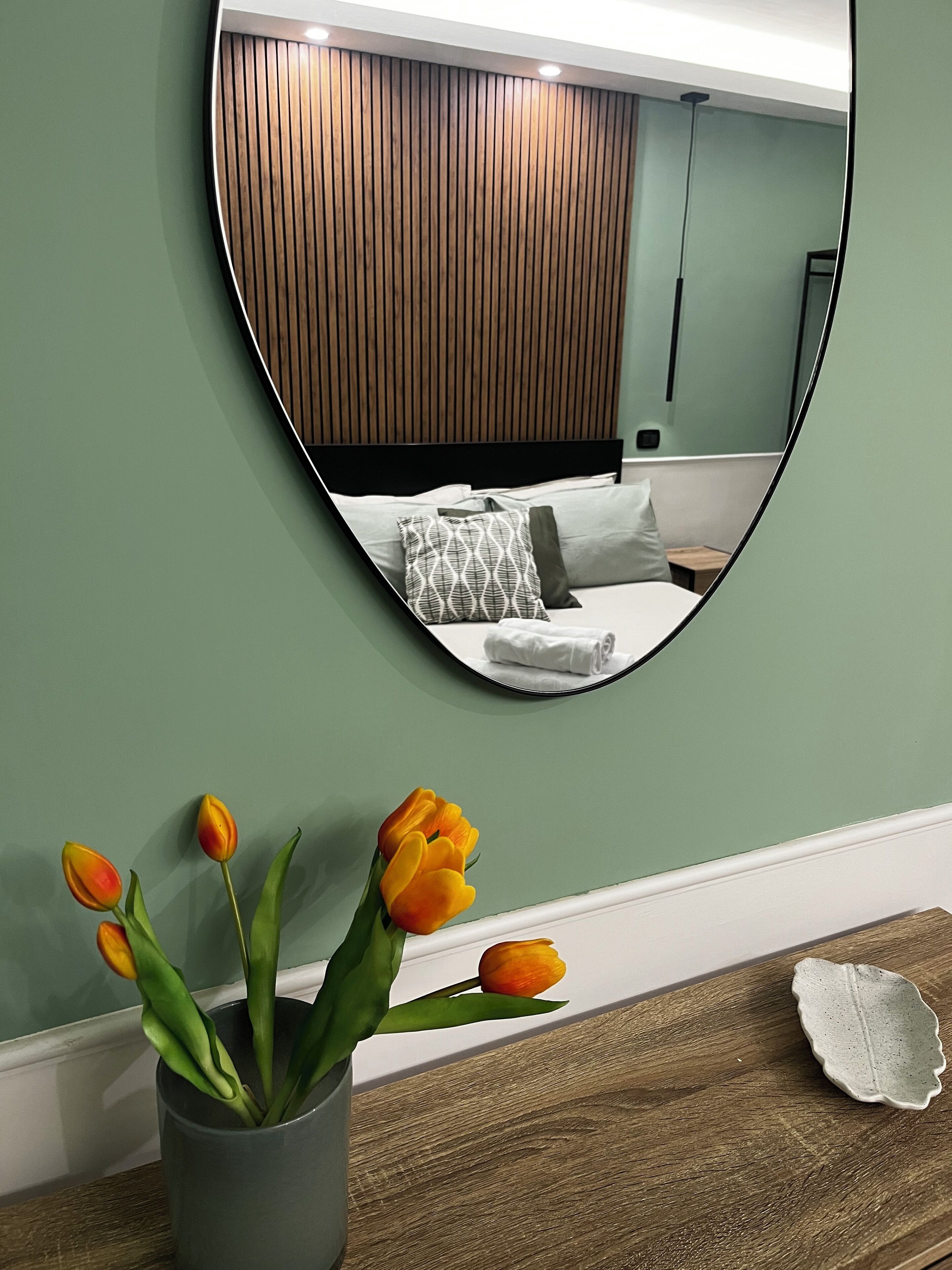 2 多间卧室、旅行婴儿床、WiFi、床单