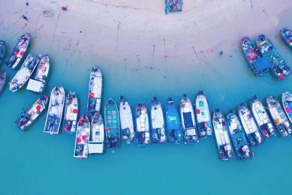 Aerial view - Oriental Erlihai Youth Hostel (Dongfang)