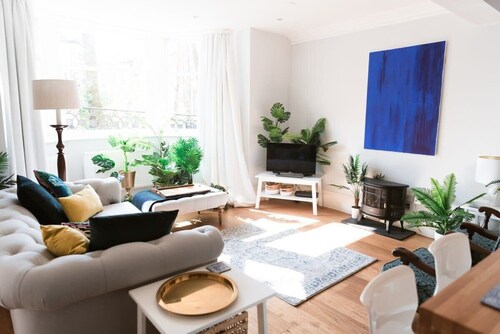 Elegant West End Flat in Glasgow