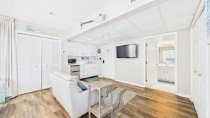 TV - Beachfront Bliss 200E-Gulf Views-Sleeps 4 (Panama City Beach)