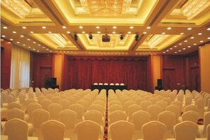 Unclassified image, 4 of 40, button - Grace Hotel (Suzhou)