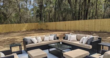 Spacious Retreat w Heated Pool & Spa Near Downtown