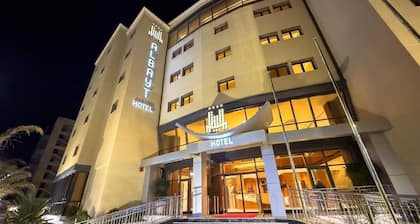 Al Bayt Hotel