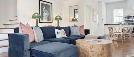 Smart TV, fireplace, books, offices