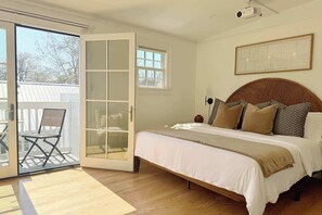 3 bedrooms, iron/ironing board, travel crib, WiFi