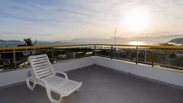 Apartment | Terrace/patio