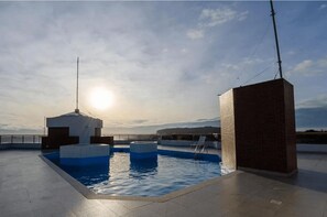 Apartment | Pool | 4 indoor pools