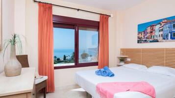 Casa, 3 habitaciones, Terraza | 3 habitaciones