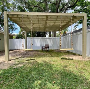 Property grounds - Comfy 4BR w/Resort Pass + Private Jacuzzi + Private BBQ bar + Smart Mattress (Davenport)