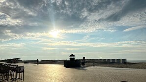 Terrace/patio - Newly renovated apartment close to sea - Recently renovated studio by the sea. (Nieuwpoort)