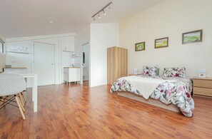 Deluxe studio Verde, sea view | Individually decorated, individually furnished, free WiFi, bed sheets - Villa-Kasia Ocean View (Santa Cruz)