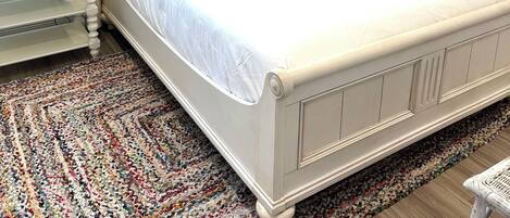 3 chambres, fer et planche à repasser, Wi-Fi, draps fournis